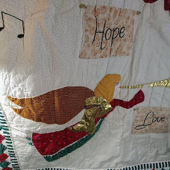 EUC: Nautica Home approx 48"x59" Multicolor Christmas Angels Quiilt Wall Decor - Picture 7 of 10